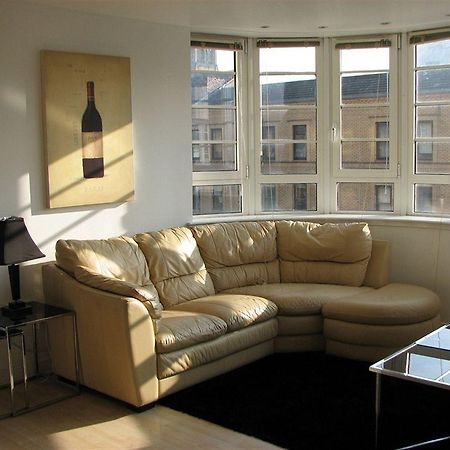 Glasgow Central Clock Tower Boutique Suites And Bistro Exterior photo